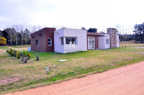 Casa En Barrio Privado **************financiado Hasta En 36 Cuotas Entregando 50% Contado -ref:4197