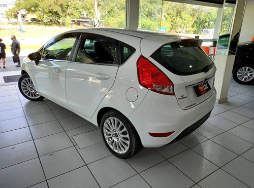 Imagem 3 de 6 de Ford Fiesta 1.6 Titanium Hatch 16v Flex 4p Powershift