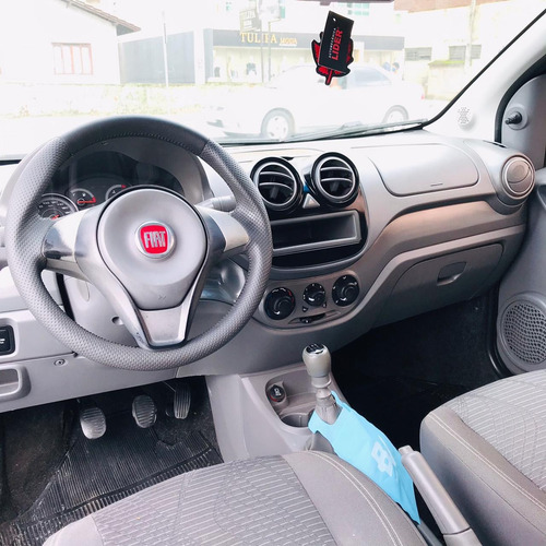 Fiat Palio Attractive 1.0 8v (flex)