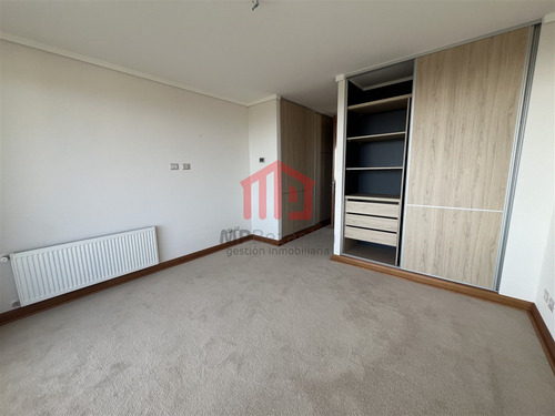 Depto De Lujo En Arriendo 2 Estac. - Sector La Foresta