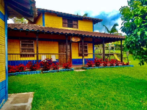 Linda Finca De Oportunidad En Venta Marinilla Antioquia