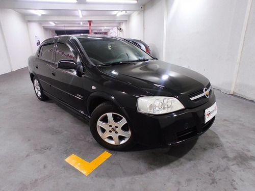 Imagem 9 de 15 de Astra Sedan 2.0 Mpfi Advantage Sedan 8v Flex 4p Manual