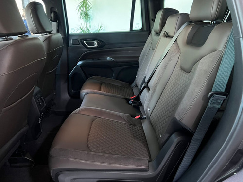 Jeep Commander 2.0 Td380 At9 4x4 7pas Overland