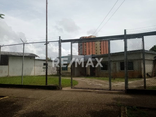 Imagen 4 de 7 de Se Vende Galpón En La Avenida Raul Leoni