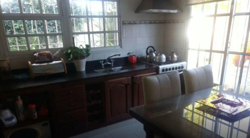 Casa Venta 2 Dormitoris 1 Baño, Patio Con Parrilla Y Cochera - Terreno 280 Mts 2 - Ringuelet