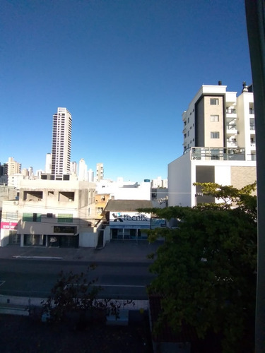 Imagem 21 de 21 de Apto Luminoso No Centro De Balneario Camboriu P/3 Pessoas