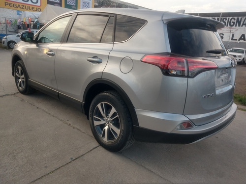 Imagen 7 de 15 de Toyota Rav4 2017 2.5 Xle 4wd At