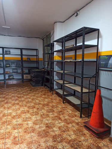 Venta Edificio, Terreno, Local Comercial, Fondo De Comercio. Oportunidad De Inversión En Catia. R.o