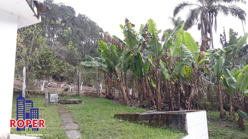 Chácara De 9.749 Metros Com Piscina E Três Lagos À Venda Em Aruja. - Ch00899 - 68409651