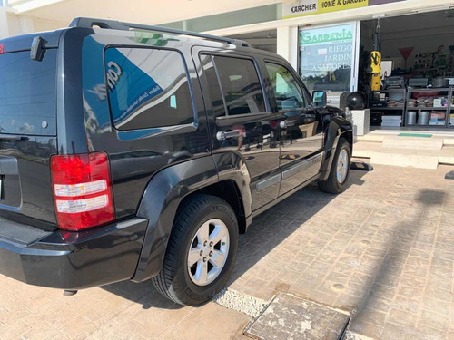 Imagen 4 de 5 de Jeep Liberty 2009 Sport 4x2 At