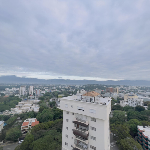 Apartamento De Alquiler - La Trinitaria - Santiago