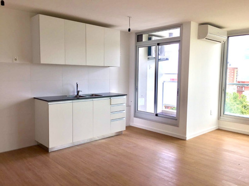 Dueño Vende Apartamento C/garage Piso Alto , Barrio Palermo Complejo Estrellas Del Sur Torre 25