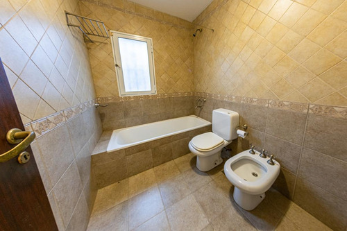 Imagen 19 de 25 de Casa 3 Dormitorios Con Pileta Fisherton
