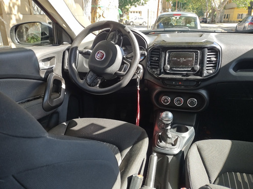 Imagen 6 de 6 de Fiat Toro Freedom 4x2 2017