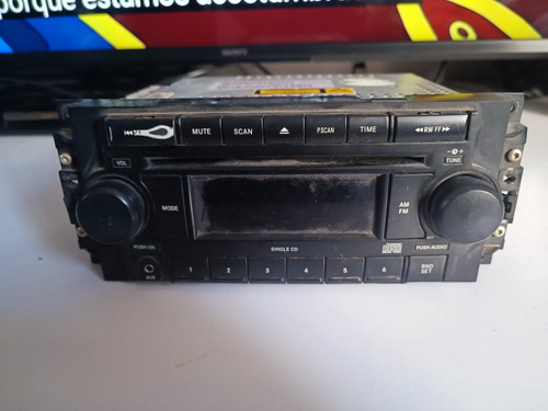 Estereo Chrysler P05063173ak