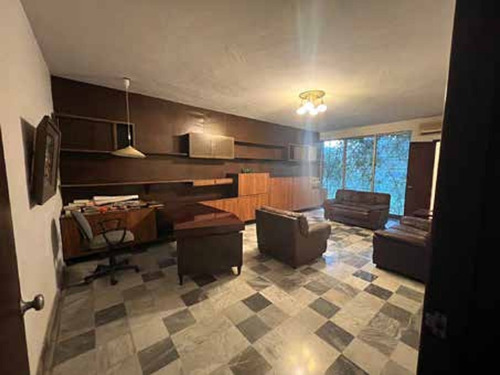 Imagen 4 de 13 de Casa En Renta En Merida A 1 Cuadra De Paseo Montejo Y Circui