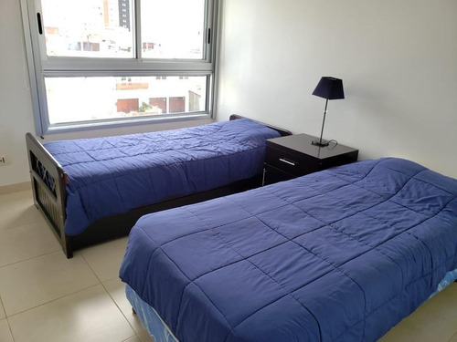 Alquiler Y Venta Apartamento 3 Dormitorios Y Dependencia Punta Del Este