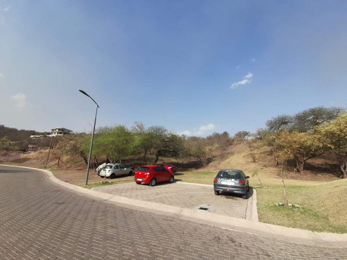 Imagen 3 de 4 de Terreno En Country La Deseada - La Calera