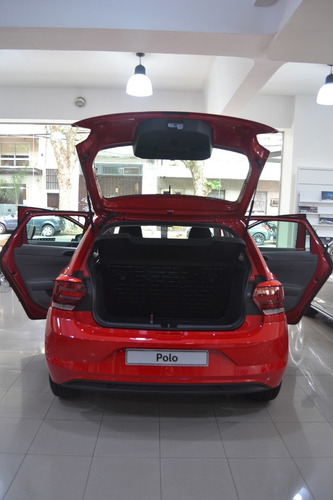Volkswagen Nuevo Polo Trendline 1.6 110 Cv At // Pestelli