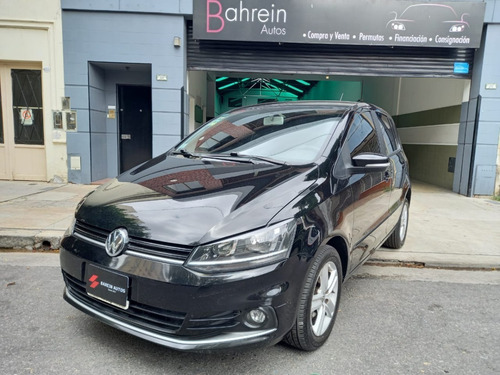 Volkswagen Fox 1.6 Trendline 2015 /bareinautos