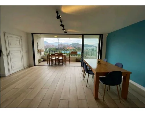 Vendo Apartamento Totamente Amoblado En Laureles Florida Nueva