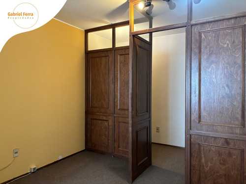 Vendemos Oficina Con Kitchinette Y Baño Privado -