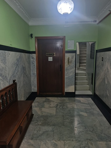 Apartamento 2 Quartos Mais Dependência Centro De Petrópolis