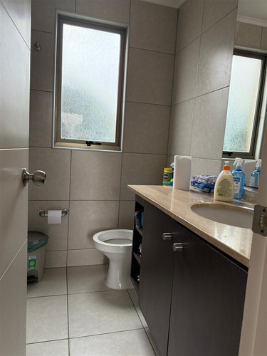 Casa En Venta De 3d + 2b En Machalí