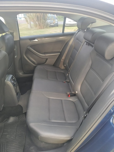 Volkswagen Vento 2.5 Luxury Tiptronic 170 Cv