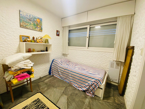 Imagen 12 de 23 de Apartamento En Venta De 3 Dormitorios Con Vista A Playa Brava