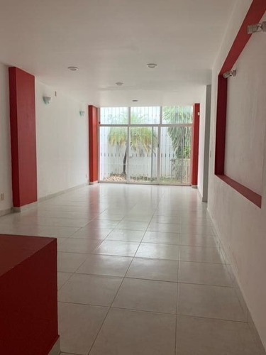 Imagen 4 de 13 de Casa En Renta En Residencial La Hacienda