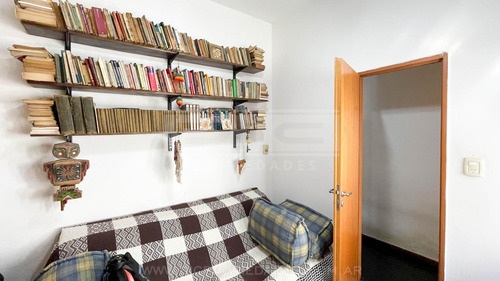 Casa 3 Dormitorios Venta - Carapachay