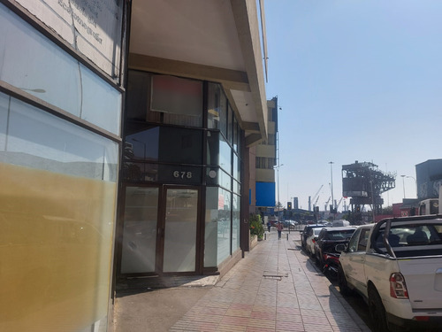 Local Comercial En Venta, 3 Pisos, Av Brasil