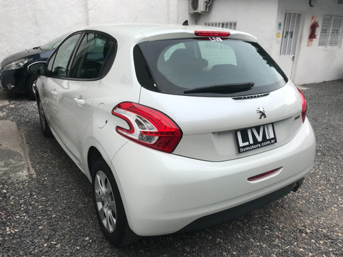 Imagen 6 de 15 de Peugeot 208 Active 1.5 Año 2015 - Liv Motors