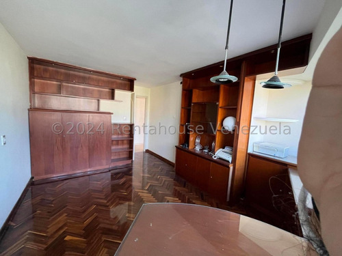 Alquiler De Elegante Apartamento En Colinas De Valle Arriba / Cl. Mls-24-21087