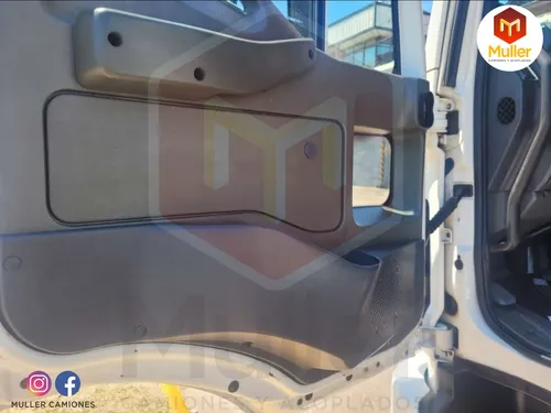 Iveco Cursor 330 Modelo 2016