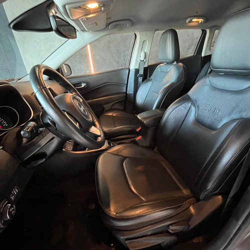 Jeep Compass LONGITUDE 2.0 4x2 Flex 16V Aut.