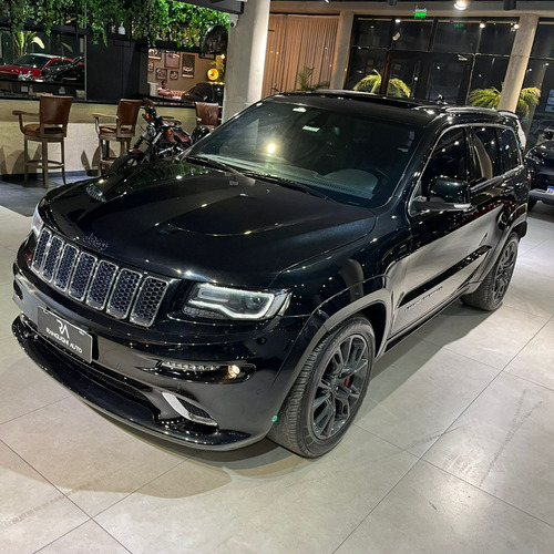 Imagen 16 de 19 de Jeep Grand Cherokee 6.4 Srt Atx 465hp At