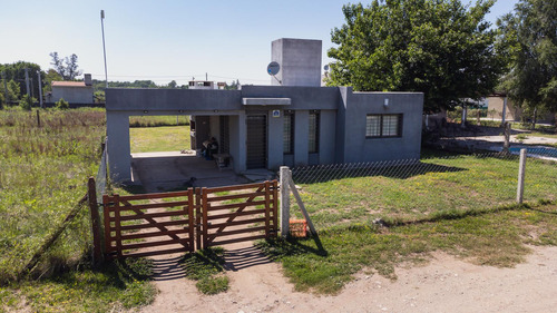 Venta Casa 2 Dormitorios Balcon De Paravachasca