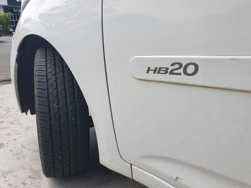 Imagem 6 de 8 de Hyundai Hb20 1.0 Comfort Style 12v Flex 4p Manual