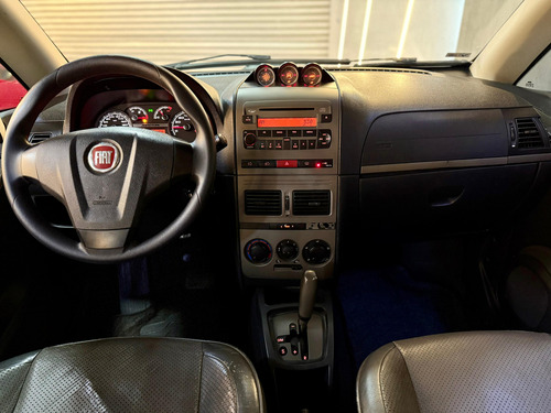 Fiat Idea Idea Adventure 1.8 16V Dualogic (Flex)