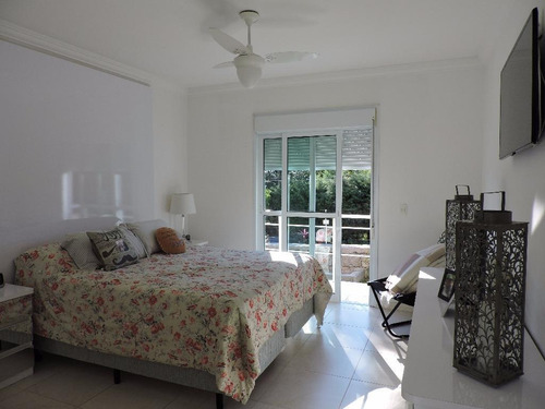 Casa Com 4 Quartos Dos Quais 3 São Suítes, Construção Moderna 360m² , Edícula Completa Com 80m²- $ 1.550.000,00 - Ca0180