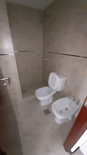 Imagen 8 de 21 de Departamento Premium - 2 Ambientes - Pileta Y Bajada Al Lago - Parque Siquiman