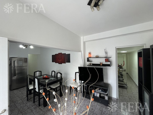 Venta De Casa 3 Ambientes Con Galpon Y Patio En Wilde