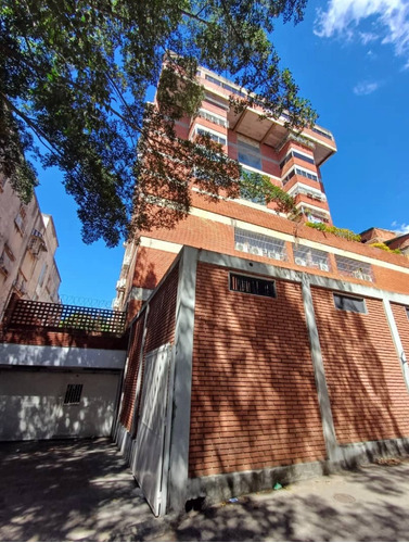 Se Vende Depósito 804m2. San Bernardino.