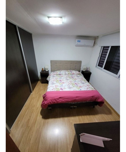 Moderna Casa De 2 Dormitorios Con Cochera En Echesortu