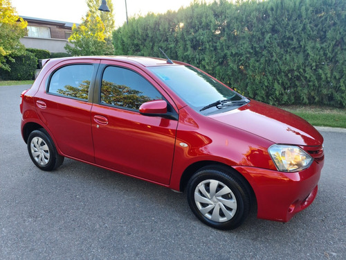 Toyota Etios 1.5 Xs 2016