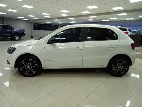 Imagen 6 de 15 de Vw Gol Trend 1.6 Sportline 5p 2015