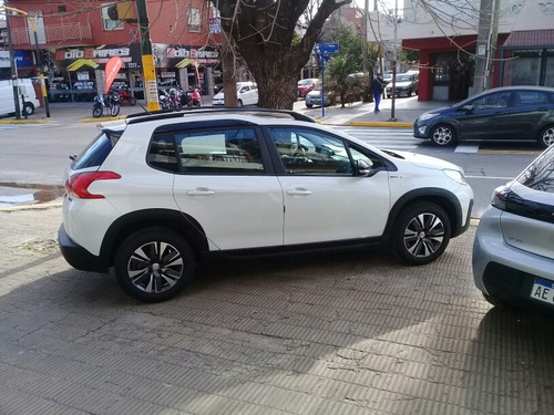 Imagen 2 de 12 de Peugeot 2008 2021 Feline Tiptronic Am22 0 Metro