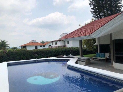 Casa En Renta Lomas De Cocoyoc (quetzal)